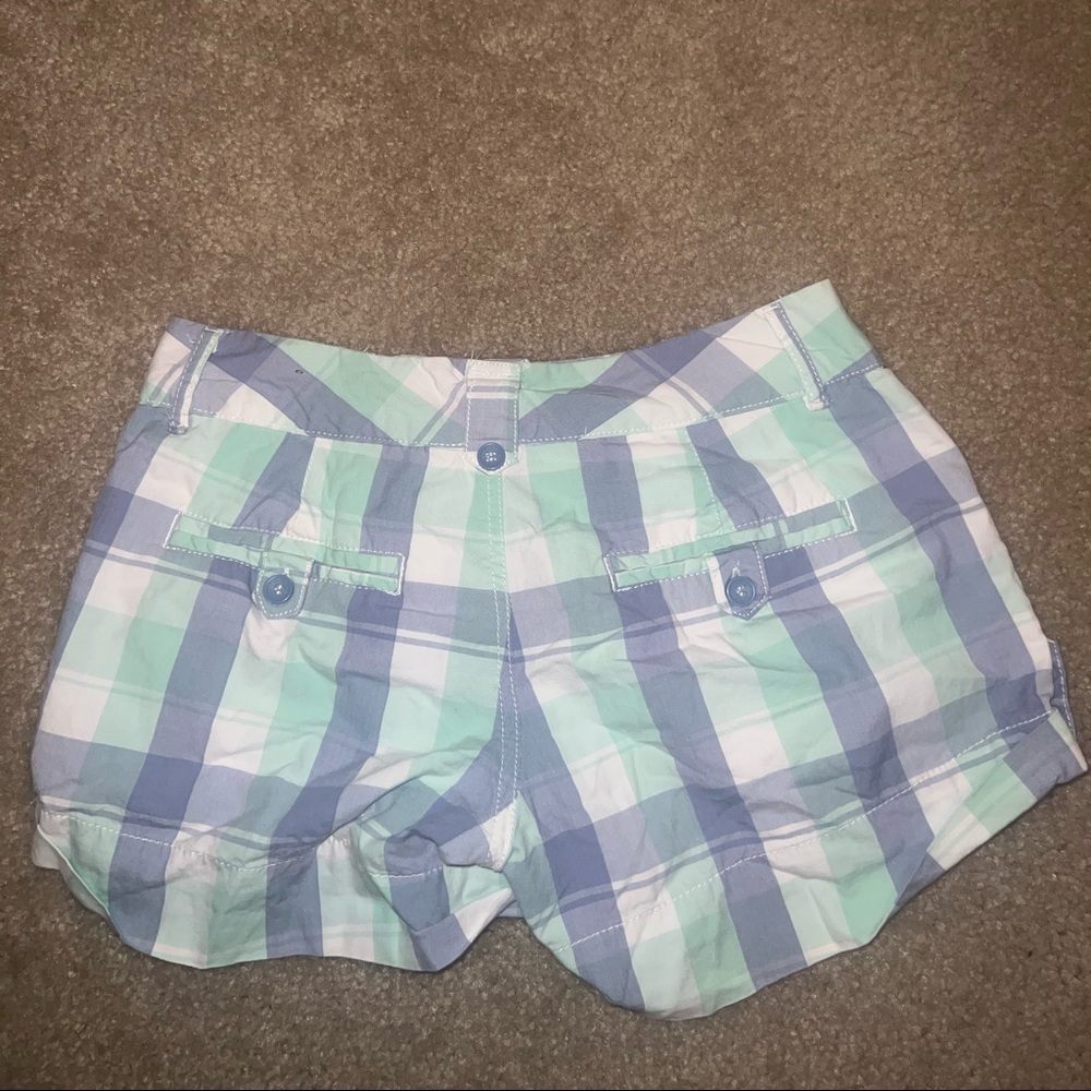 Maurices Blue, Green & White Plaid High Waist shorts size 1/2 - Picture 9 of 10
